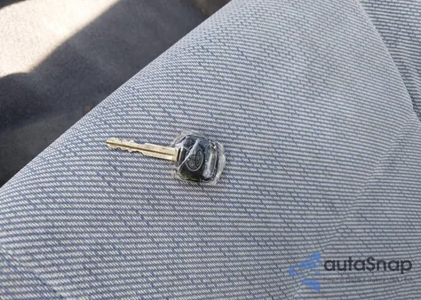 1996 Toyota Corolla Dx z USA, uszkodzony, nr VIN 2T1BB02E6TC159935